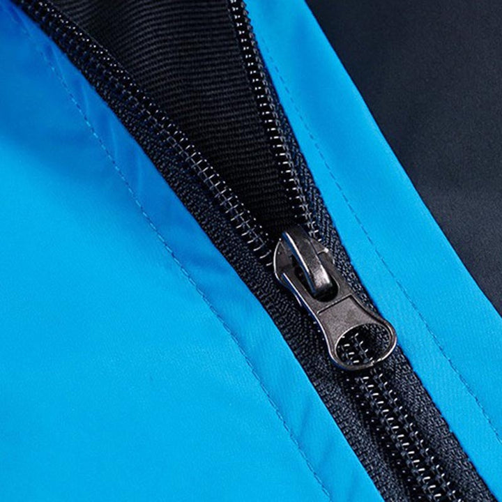 Nicolas – Softshellová bunda na turistiku s odnímatelnou kapucí