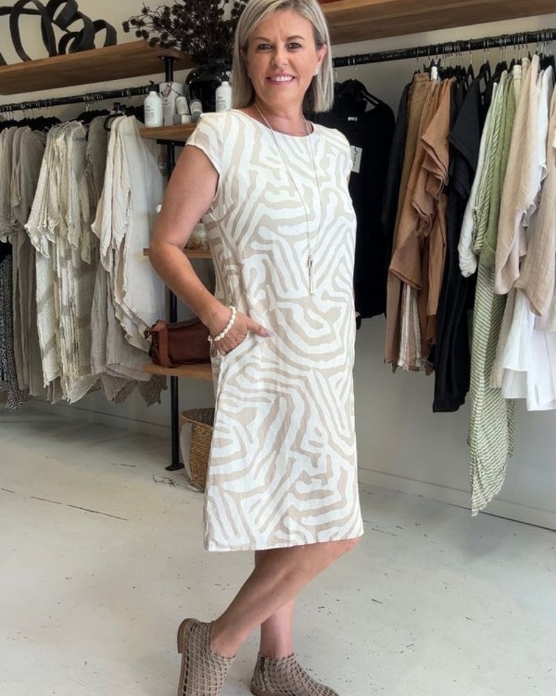 Alžběta - letní šaty s kulatým výstřihem