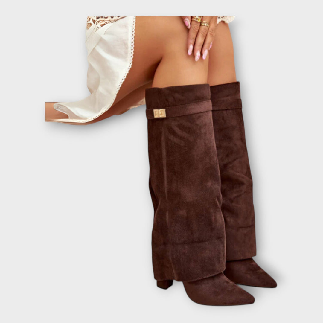 Adéla – Vysoké Boty s Elegantním Designem