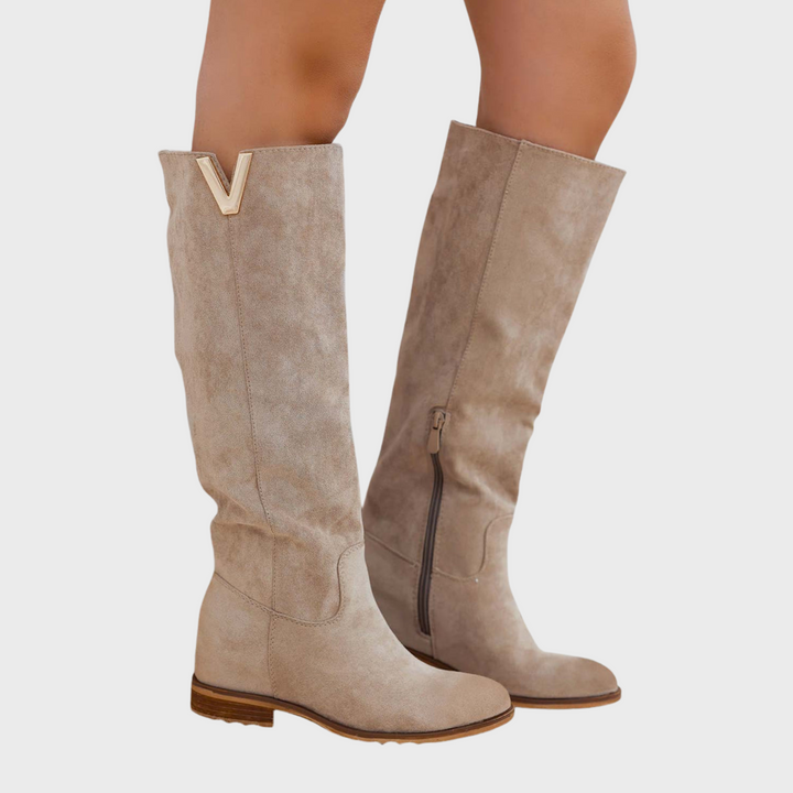 Kafka | Lenka – Elegantní kotníkové boty s vnitřním klínem