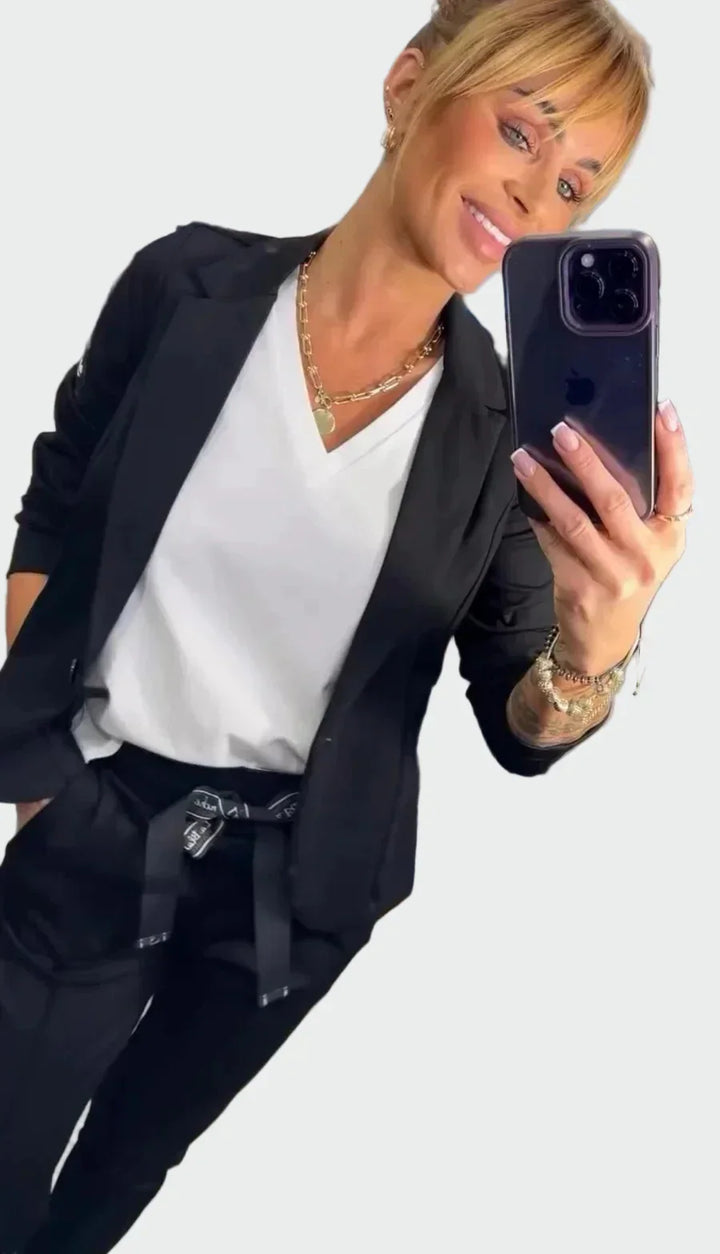 Nora - Dámský ležérní kalhotový komplet se sakem