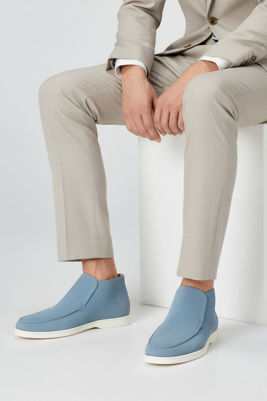 Lukáš – Světle modré