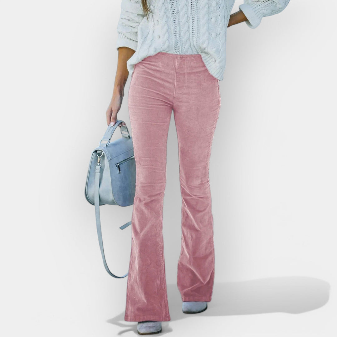 Kalhoty s vysokým pasem a širokými nohavicemi