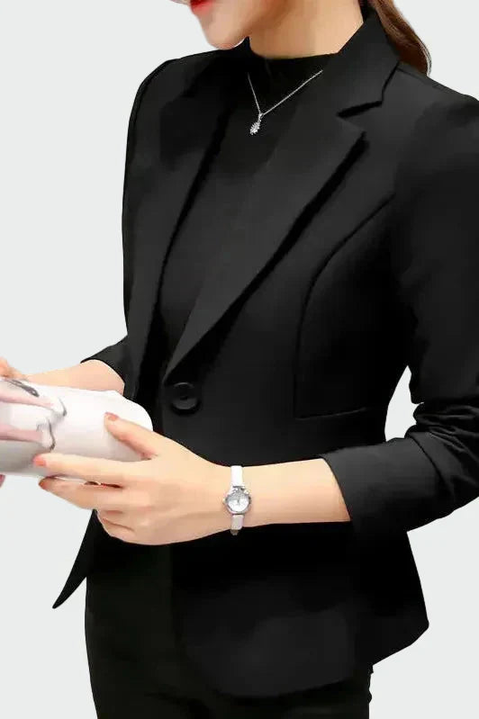 Leontýna - Sako v ideální střihu