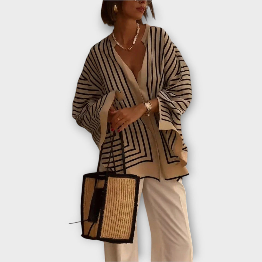 Pruhovaná košile rafinovaného stylu