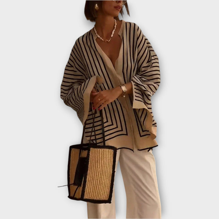 Pruhovaná košile rafinovaného stylu