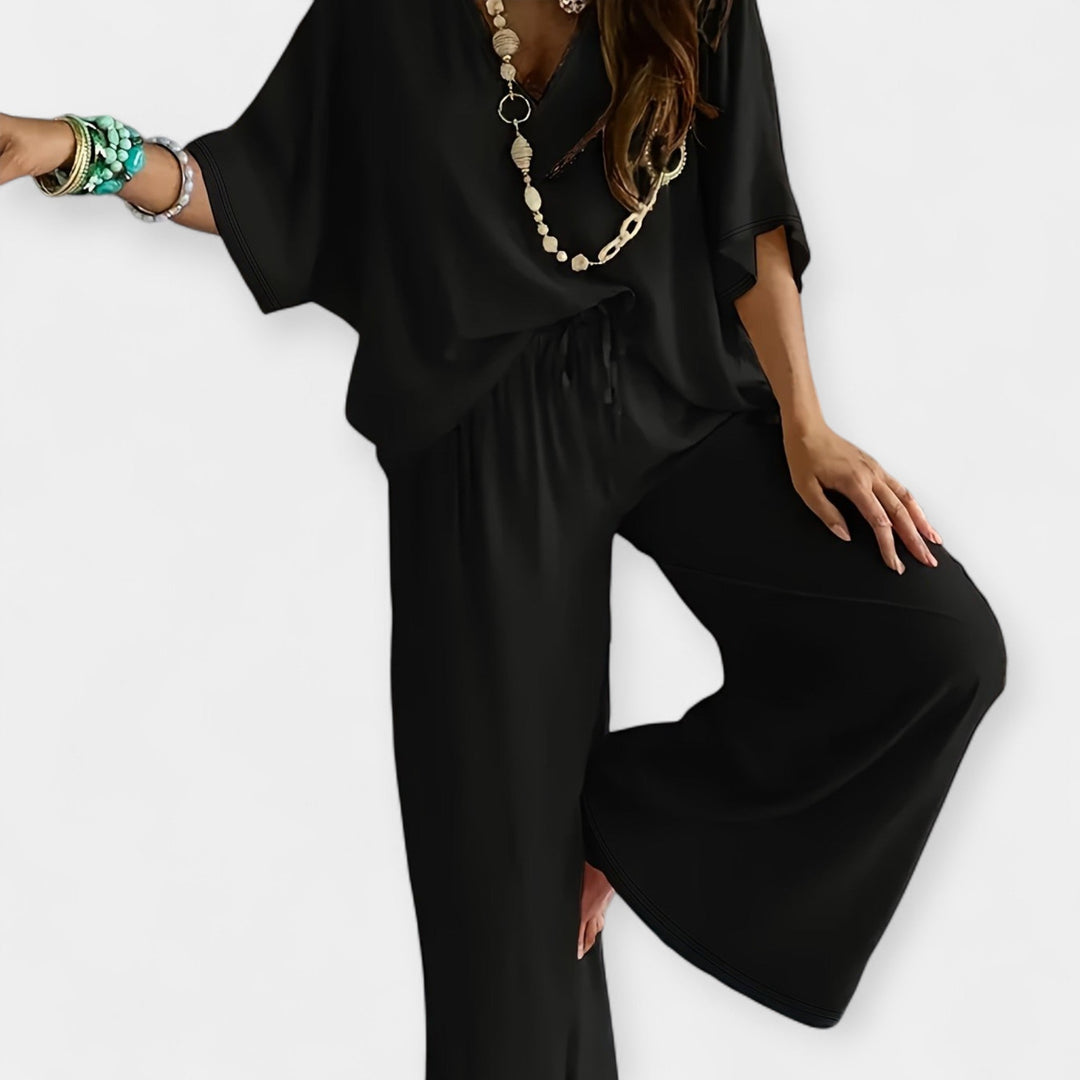 Jana - Vzdušná souprava s širokými kalhotami a volnou blůzou