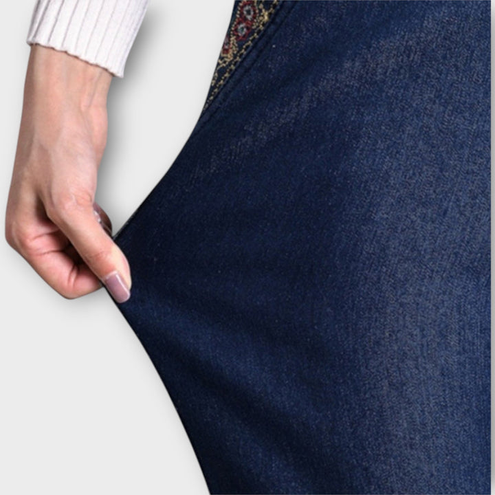 Dámské džíny s bočními kapsami a elastickým pasem